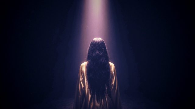 Fotograma del videoclip de Adiós, de Larry Hans